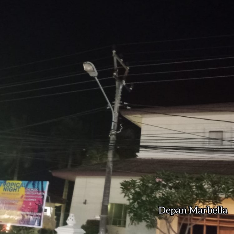 Menjelang liburan NATARU, lampu PJU disepanjang Jalan Nasional Kawasan Wisata Anyer dan Cinangka banyak yang padam